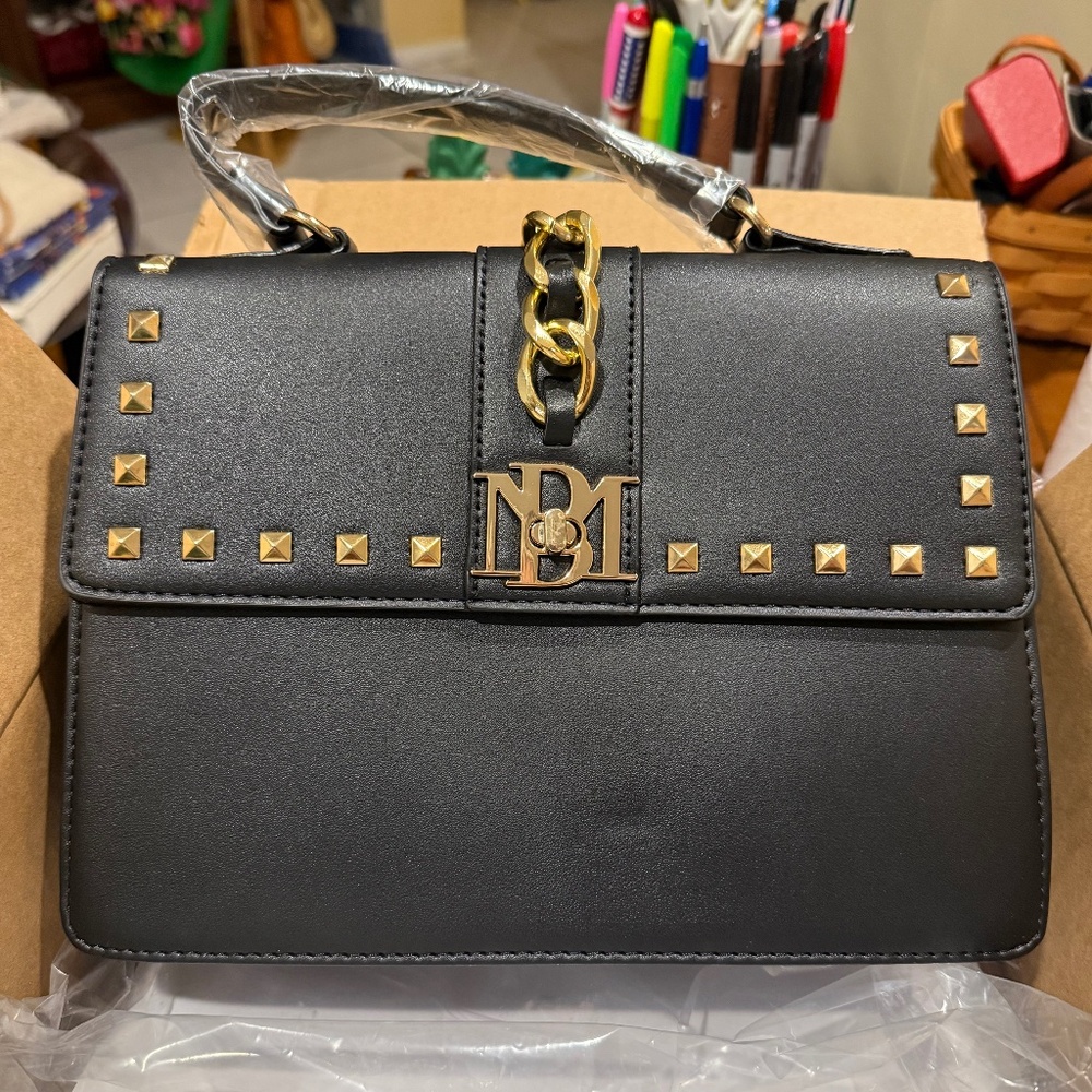 NWT, NIB BADGLEY MISCHKA BLACK KELLY HANDBAG